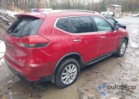 2017 Nissan Rogue Sv z USA, uszkodzony, nr VIN JN8AT2MVXHW276843